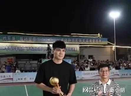 半岛体育app下载地址-广东队再进一步,福建队不甘示弱的简单介绍