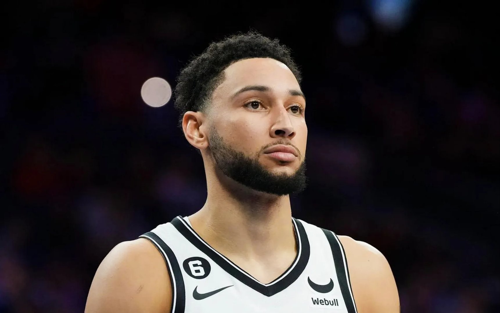 半岛体育视频-76人球星西蒙斯续约未果，引发球迷热议