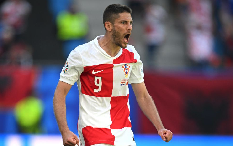 半岛体育教练-欧洲杯预选赛巅峰对决，球员实力尽显的简单介绍